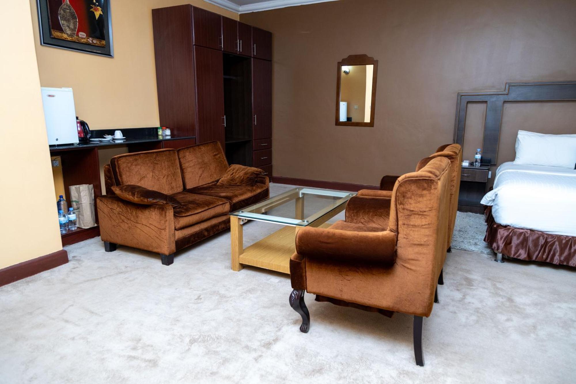 The Country Inn By Smart Haven Kigali Exterior photo