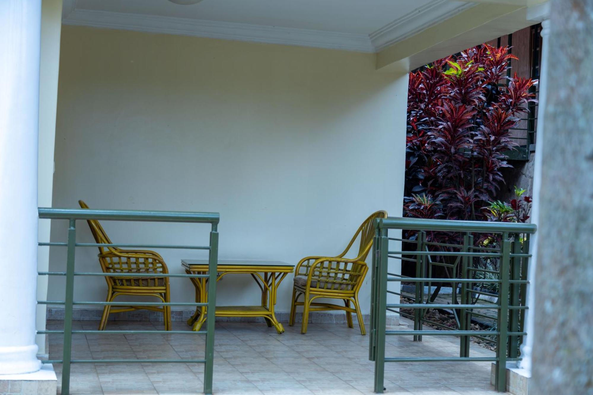 The Country Inn By Smart Haven Kigali Exterior photo