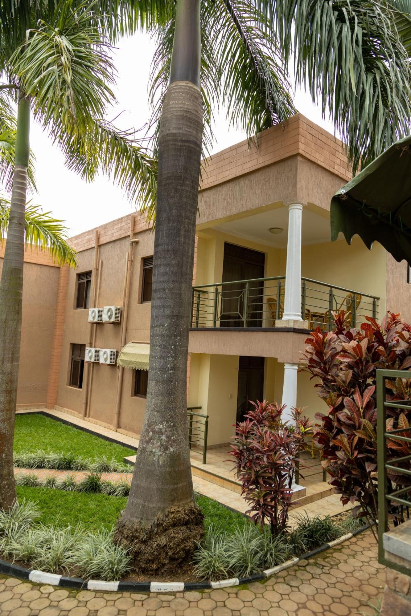 The Country Inn By Smart Haven Kigali Exterior photo