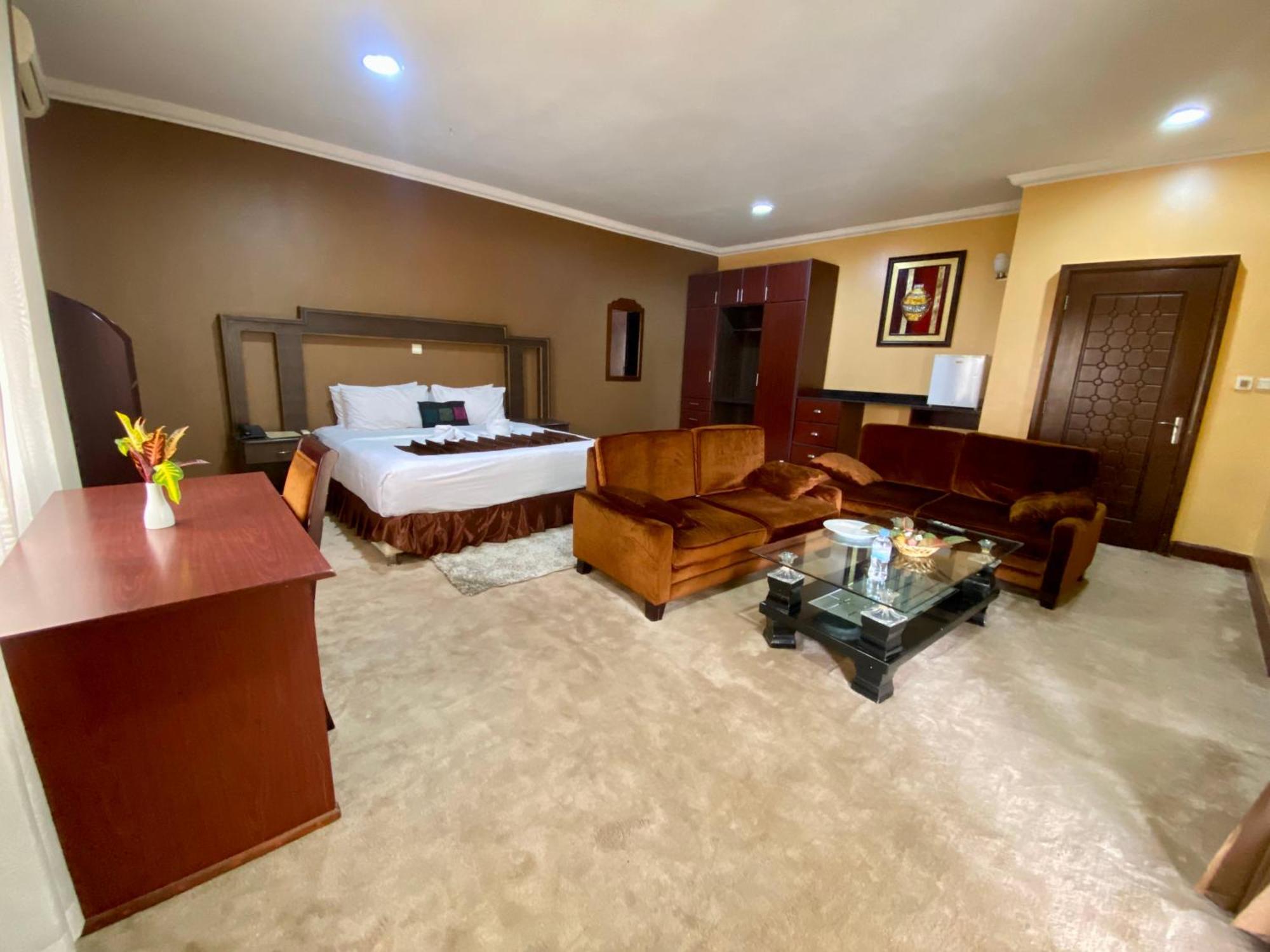 The Country Inn By Smart Haven Kigali Exterior photo