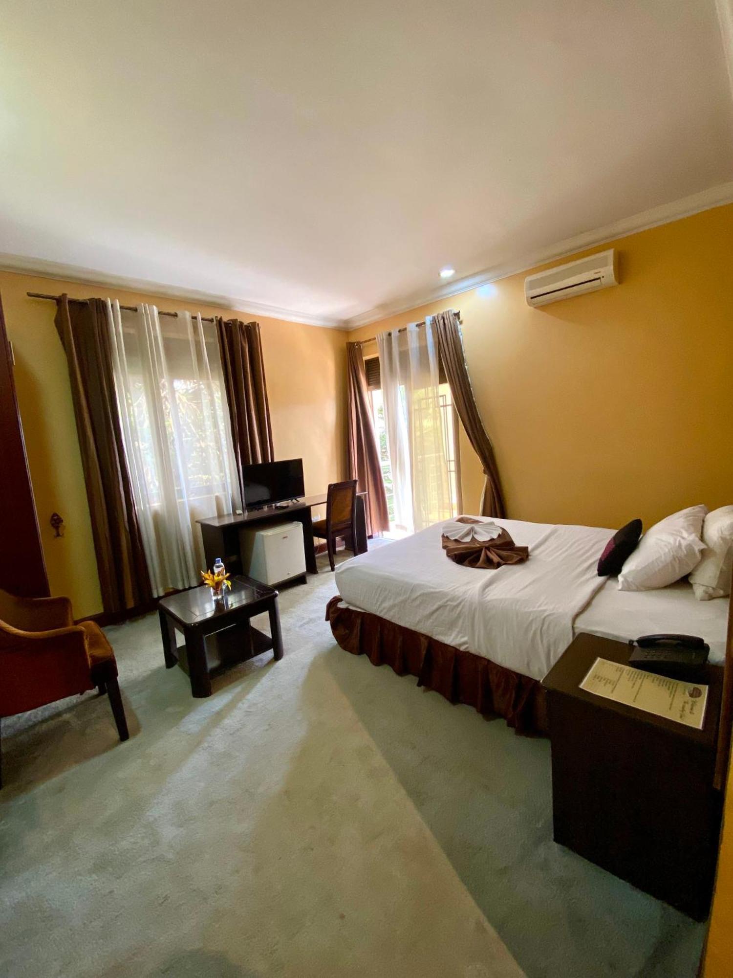 The Country Inn By Smart Haven Kigali Exterior photo